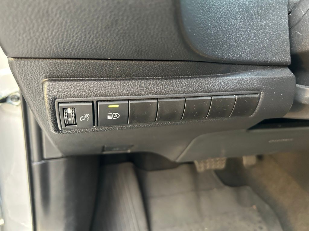 Thumbnail: 2025 Toyota Corolla - 16