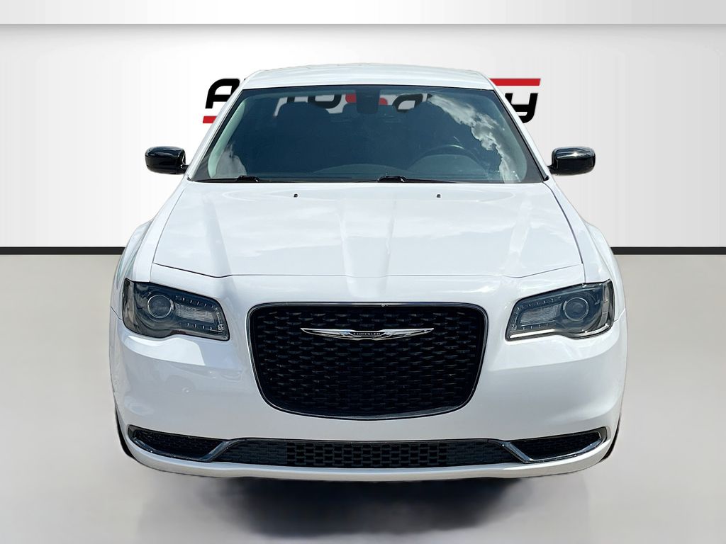 2020 Chrysler 300 Touring White at Bravo Nissan