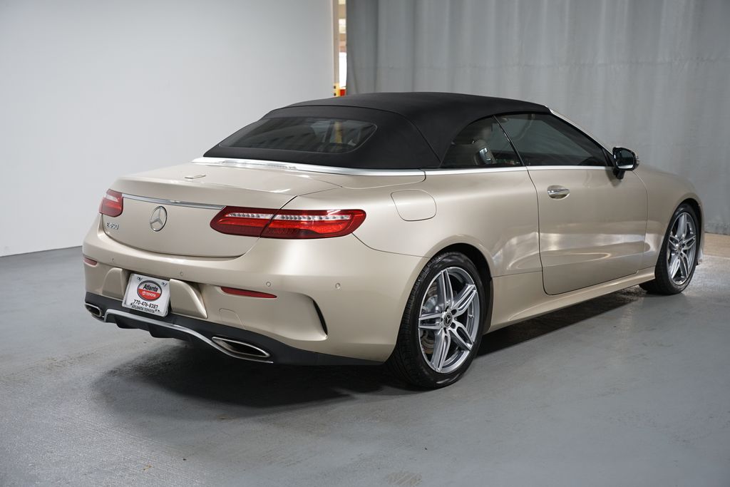 Thumbnail: 2019 Mercedes-Benz E-Class - 8