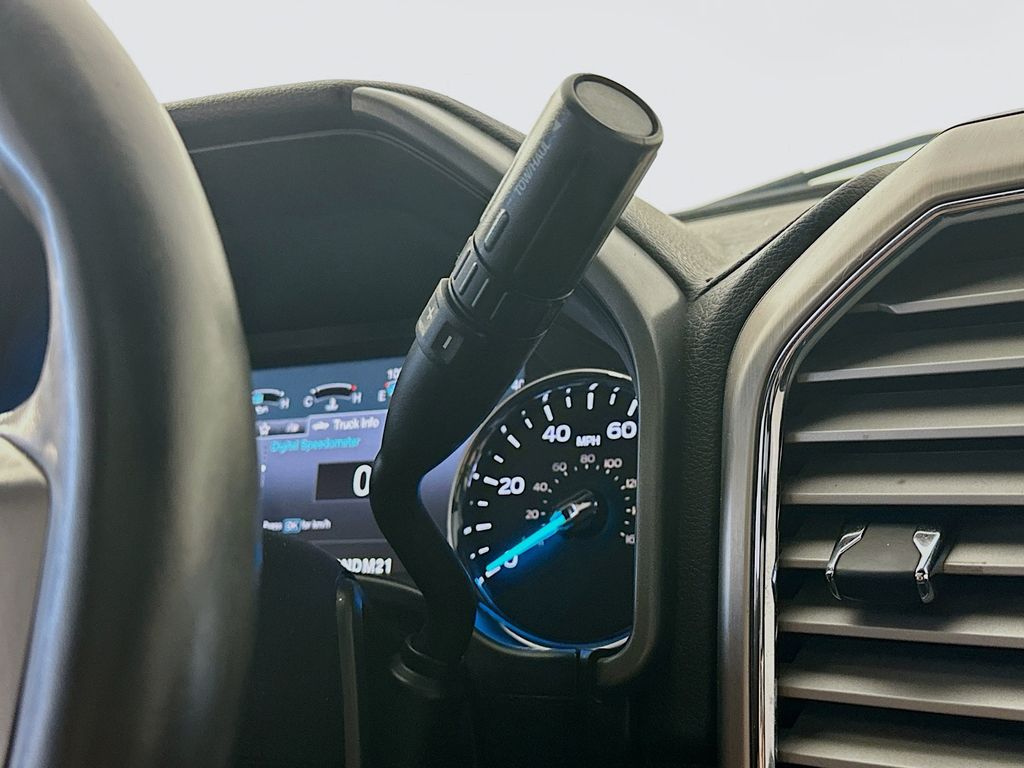 Used 2017 Gray Ford Platinum image 15