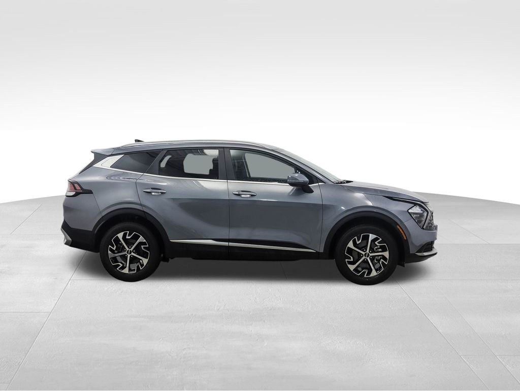 Thumbnail: 2023 Kia Sportage - 6