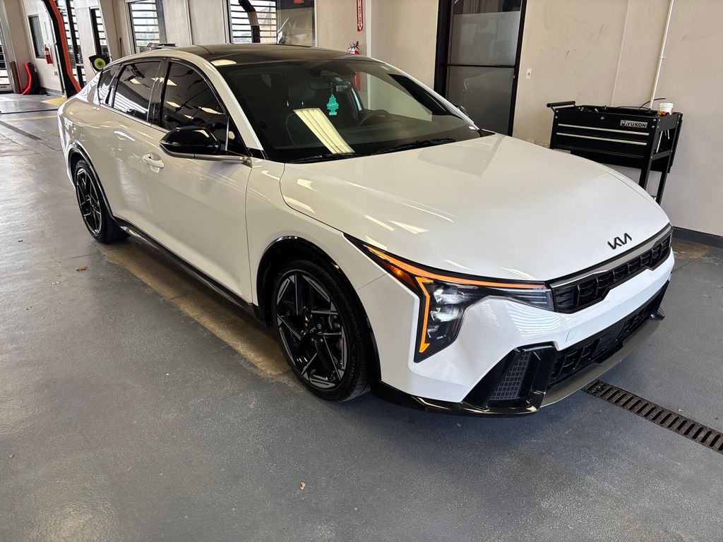 2025 Kia K4