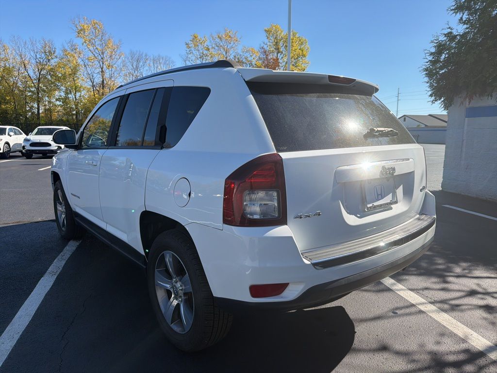 Thumbnail: 2016 Jeep Compass - 3