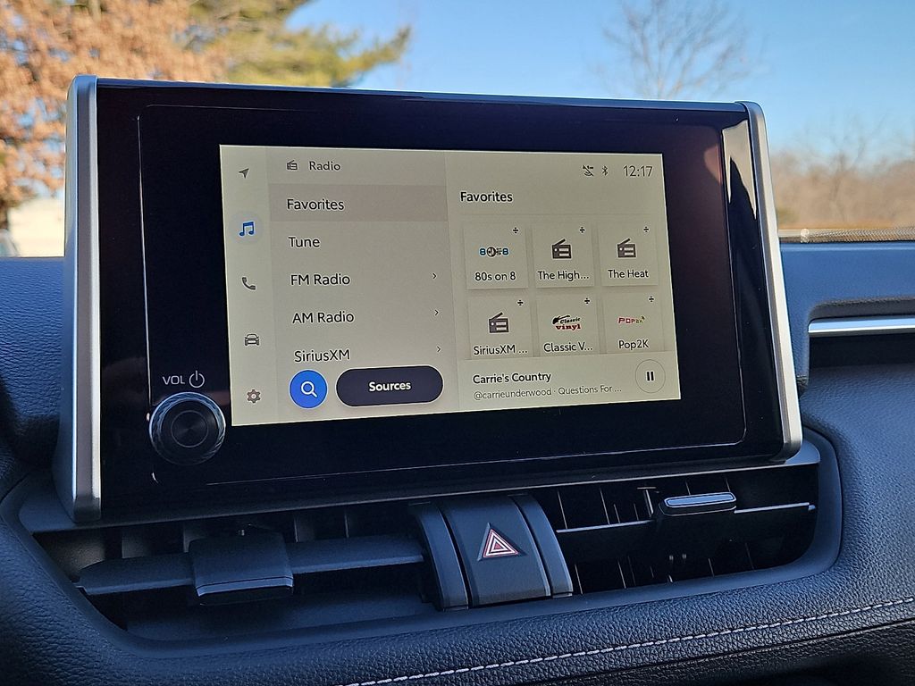 Thumbnail: 2025 Toyota RAV4 - 11