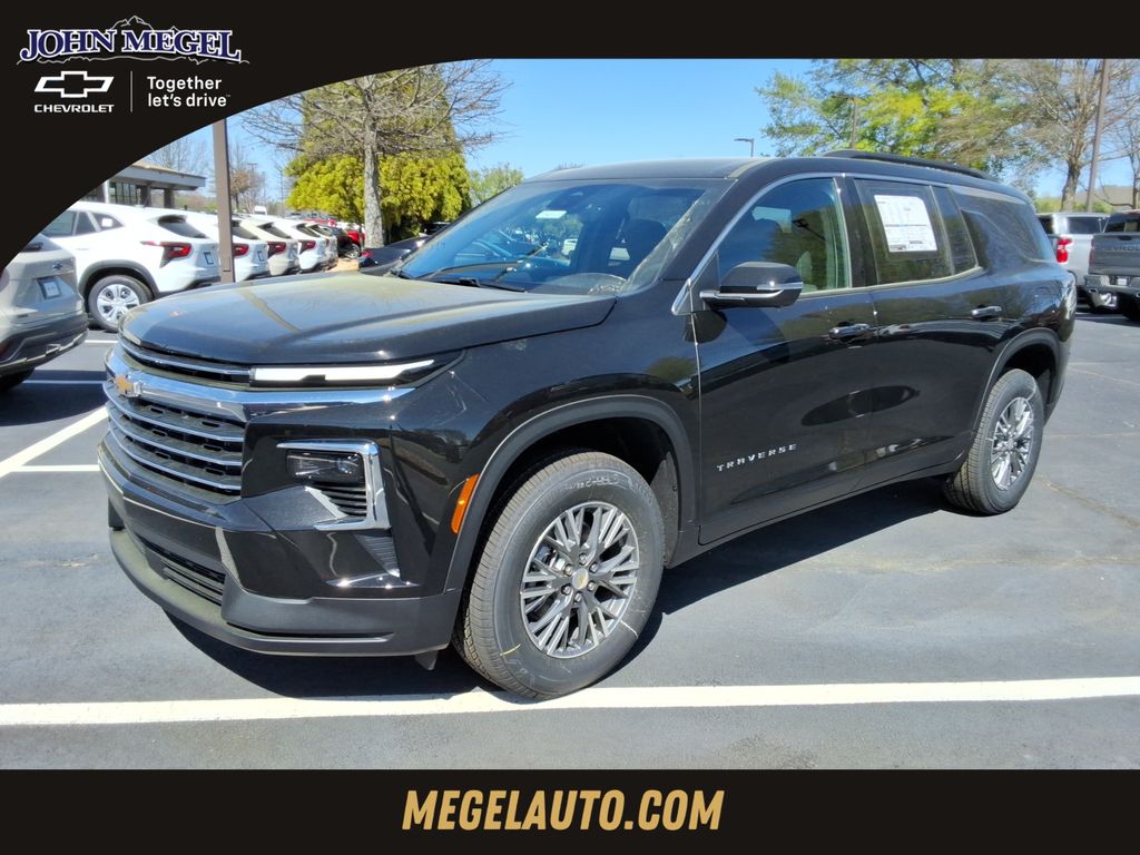 Mosaic Black Metallic 2026 Chevrolet Traverse LT FWD SUV / Crossover Front-Wheel Drive 8-Speed Automatic