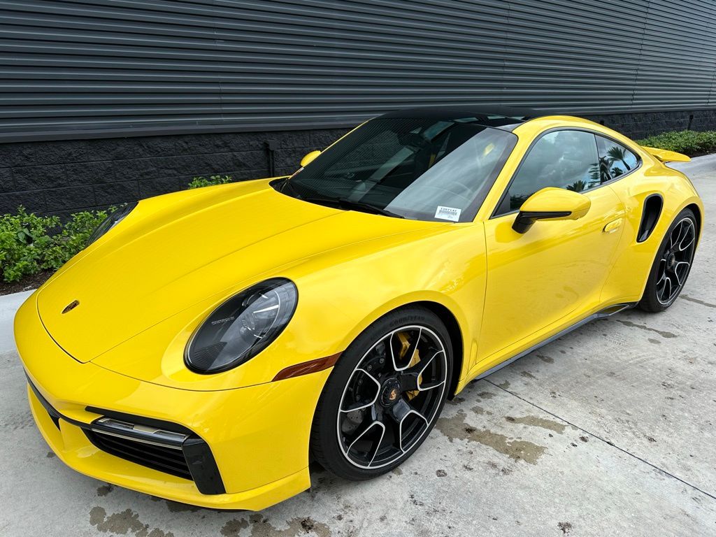 2023 Porsche 911 Turbo S 3