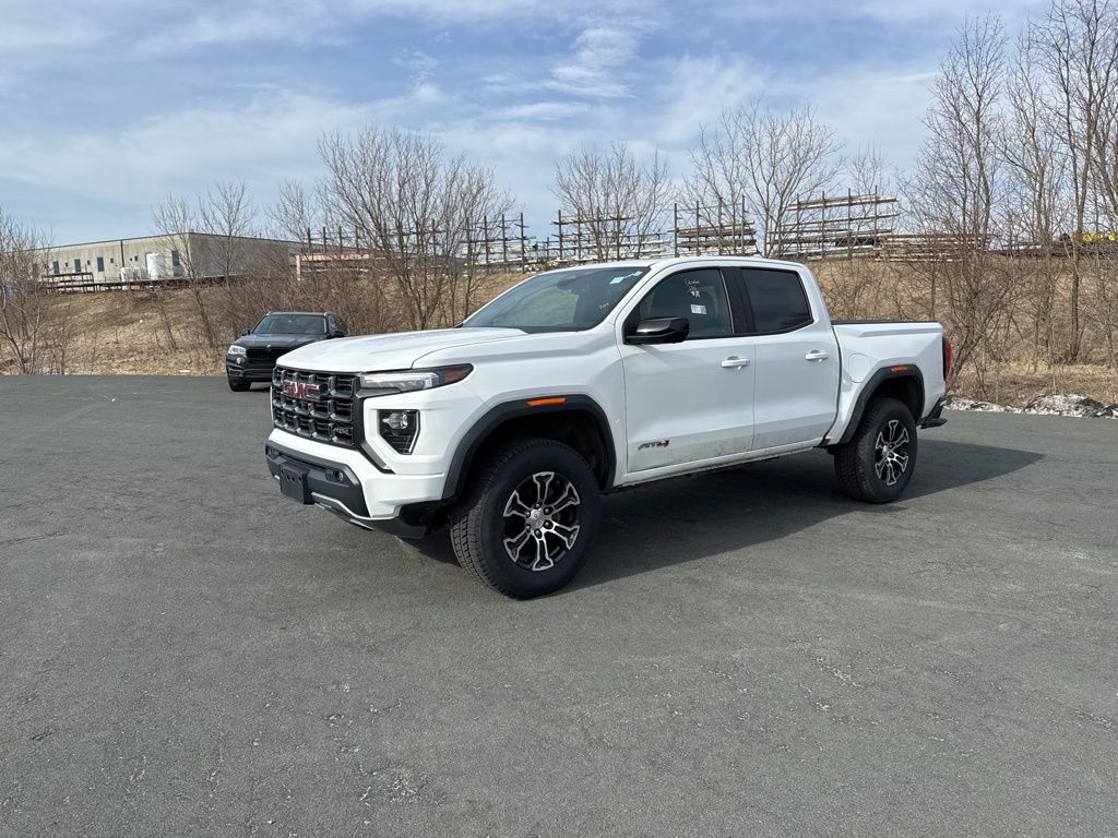 2024 GMC Canyon