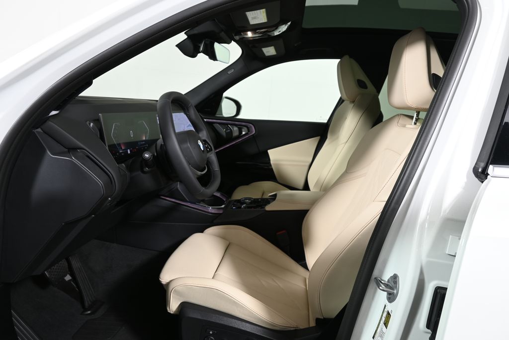 Thumbnail: 2026 BMW X3 - 3