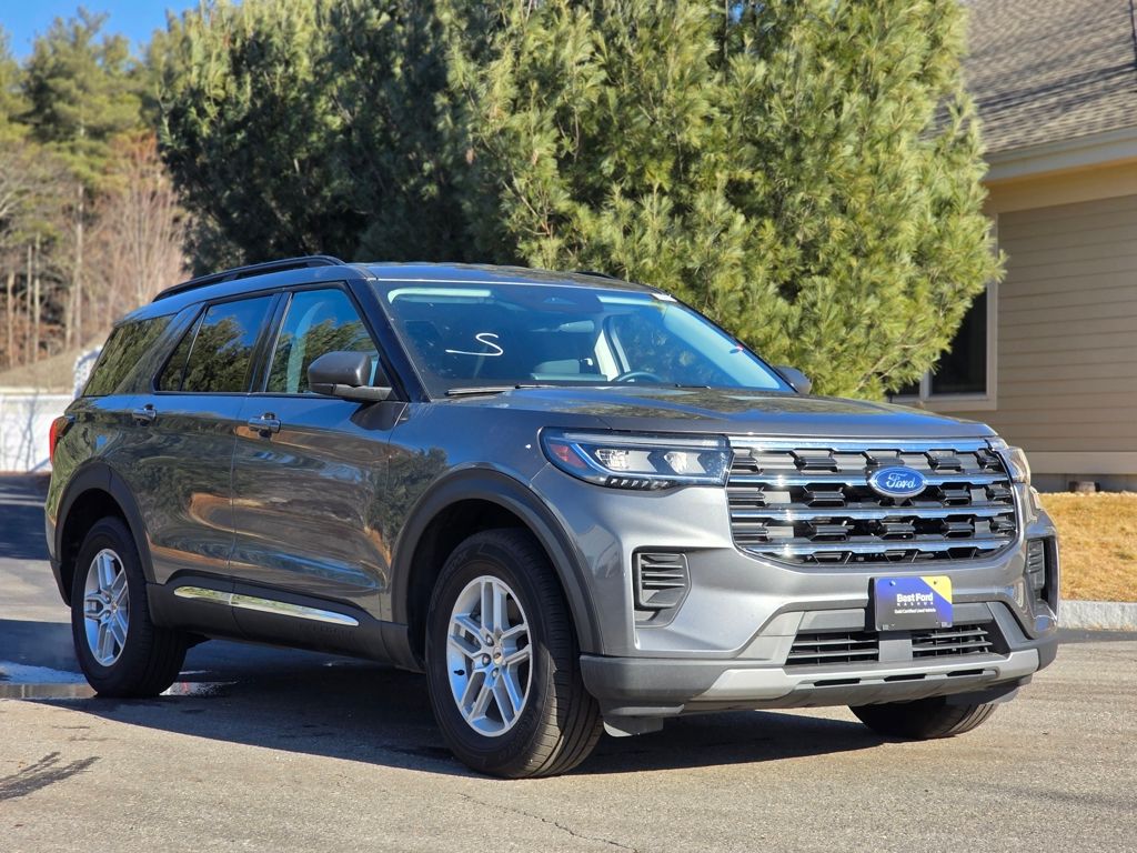 2025 Ford Explorer Active AWD