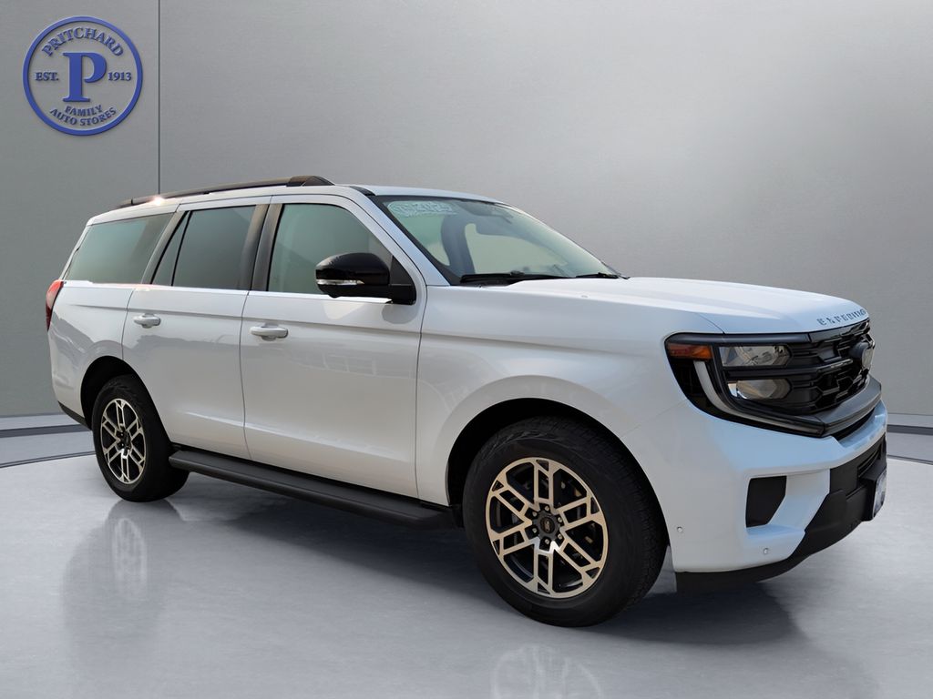 2025 Ford Expedition Active 4WD
