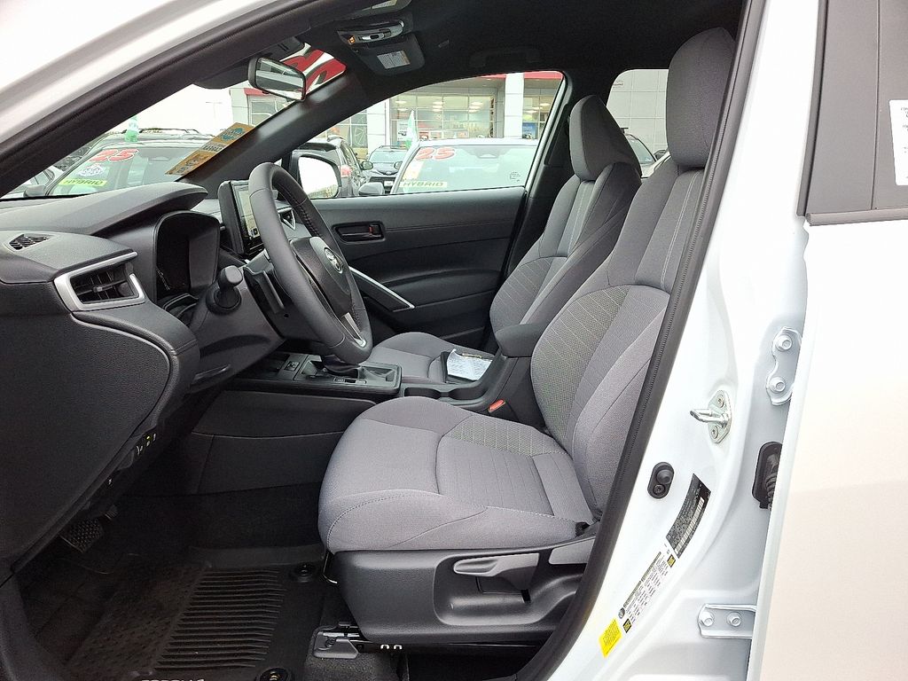 Thumbnail: 2026 Toyota Corolla Cross - 14