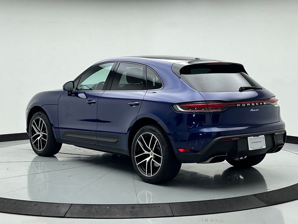 Thumbnail: 2023 Porsche Macan - 14