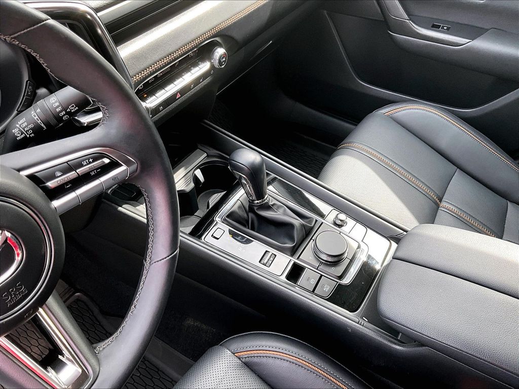 2024 Mazda CX-50 — photo 15