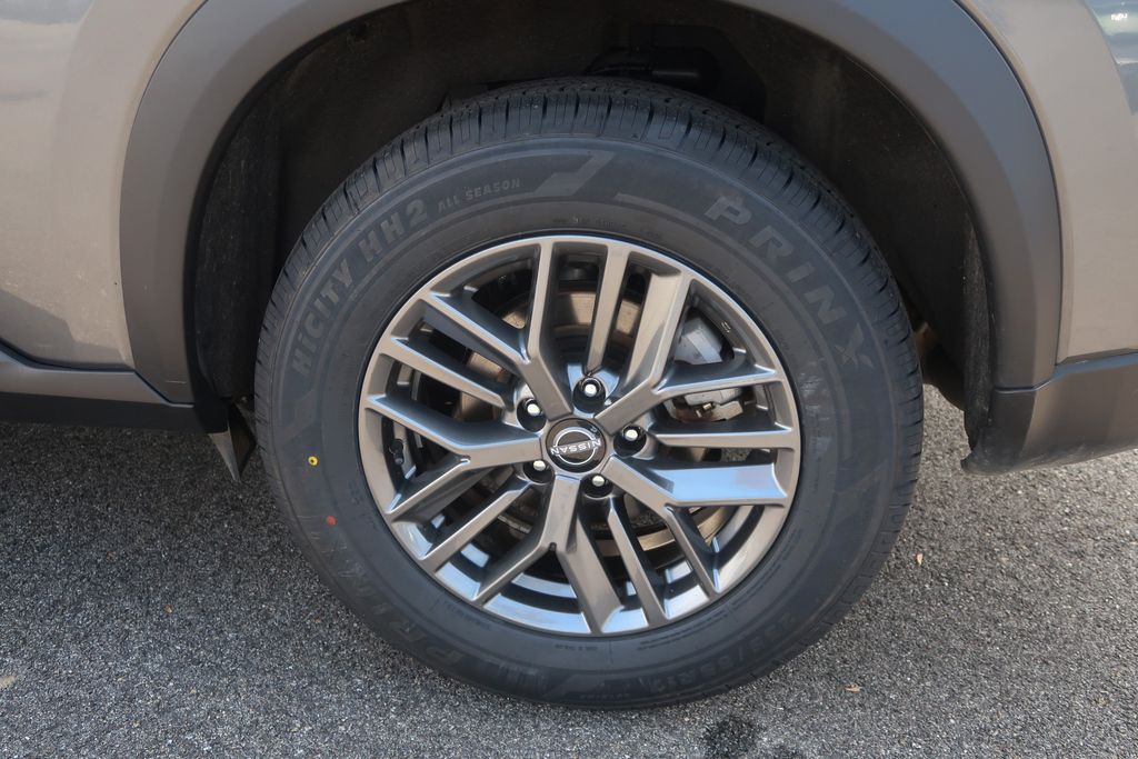 2024 Nissan Rogue S FWD