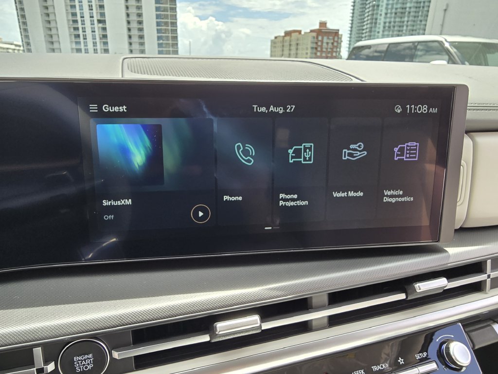 New 2027 Silver Hyundai SE image 18