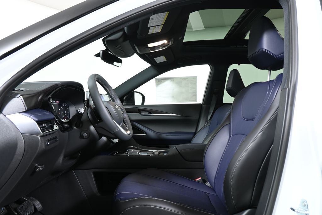 Thumbnail: 2026 INFINITI QX60 - 3