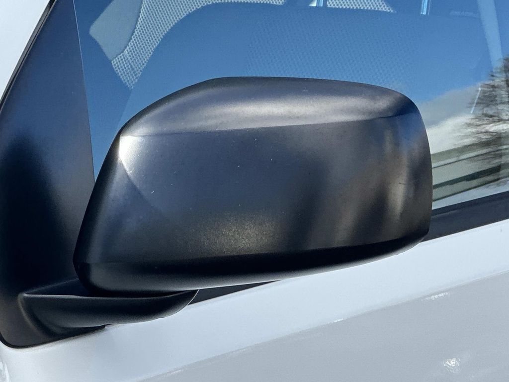 Thumbnail: 2016 Nissan Frontier - 2