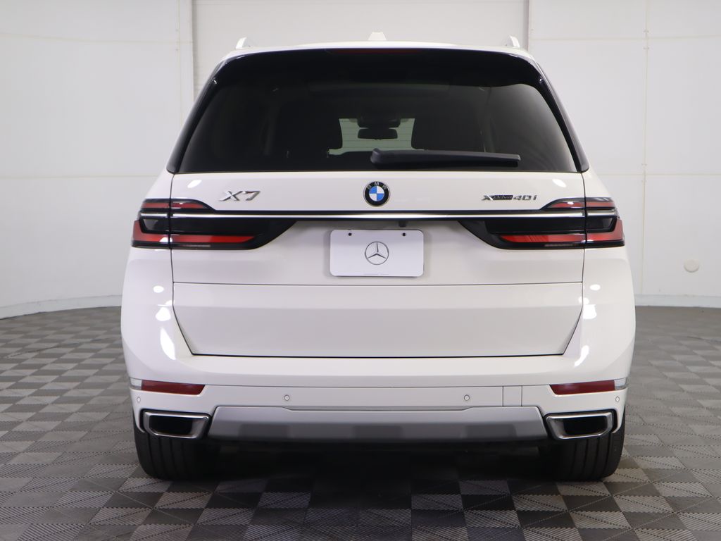Thumbnail: 2023 BMW X7 - 6