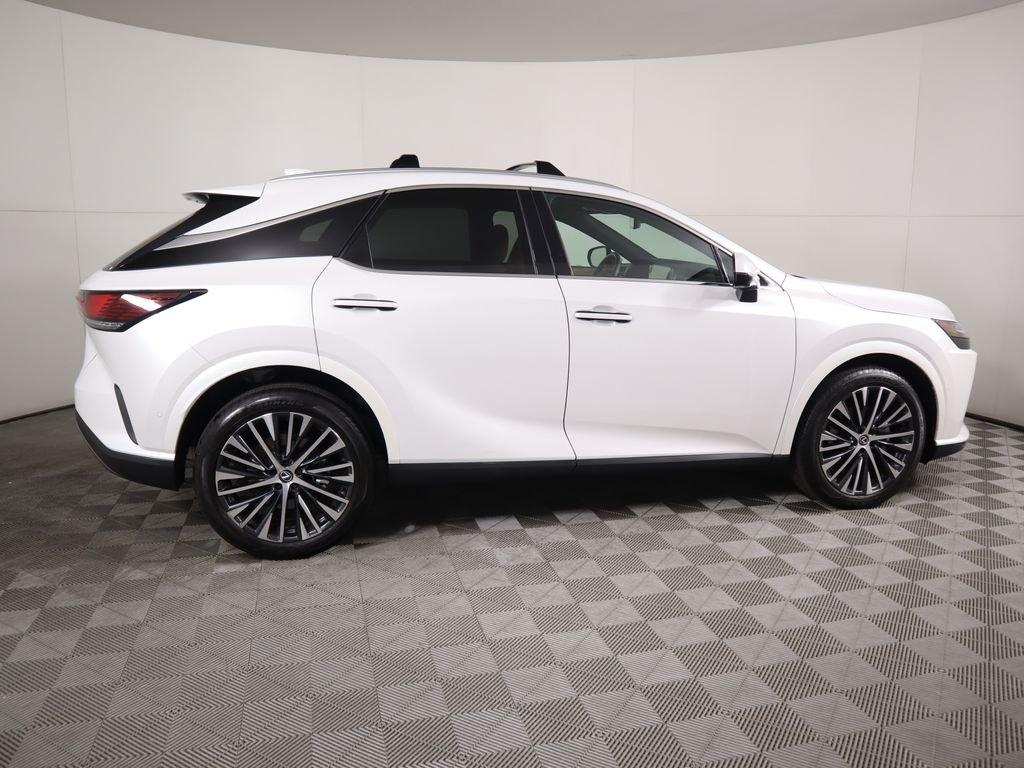 Thumbnail: 2025 Lexus RX - 4