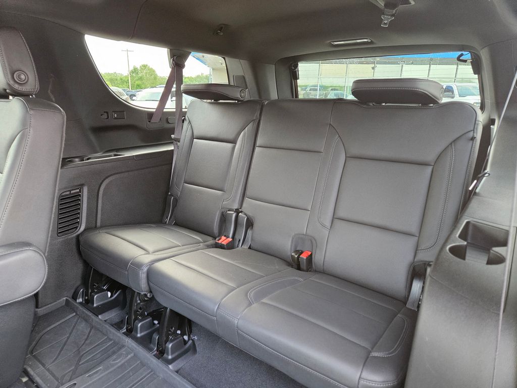Used 2024 Chevrolet Suburban SUV