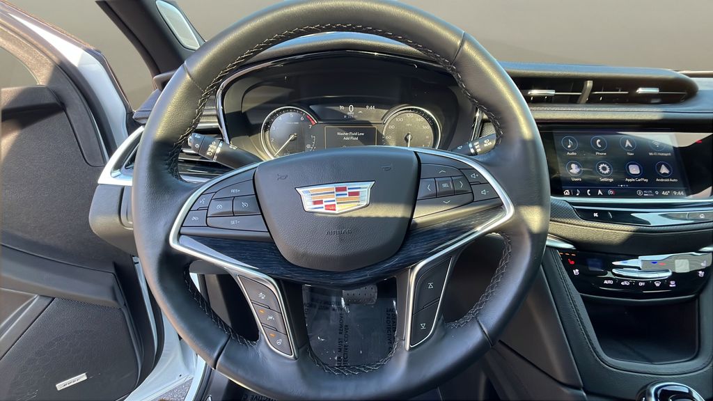 used 2024 Cadillac XT5 car, priced at $42,700
