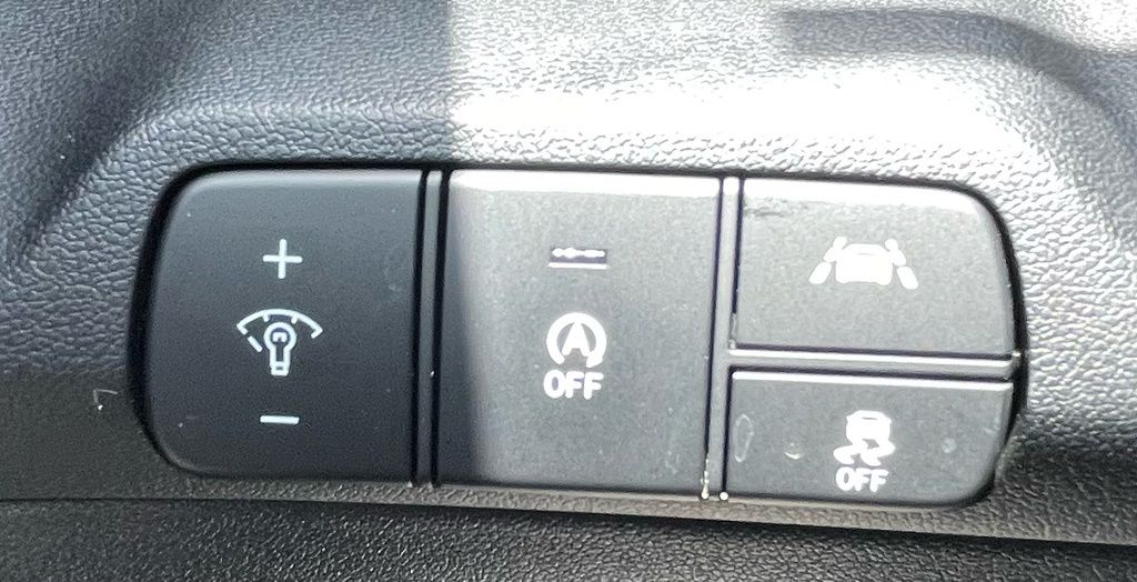 2022 Hyundai Elantra SE Red at DeMontrond Auto Country