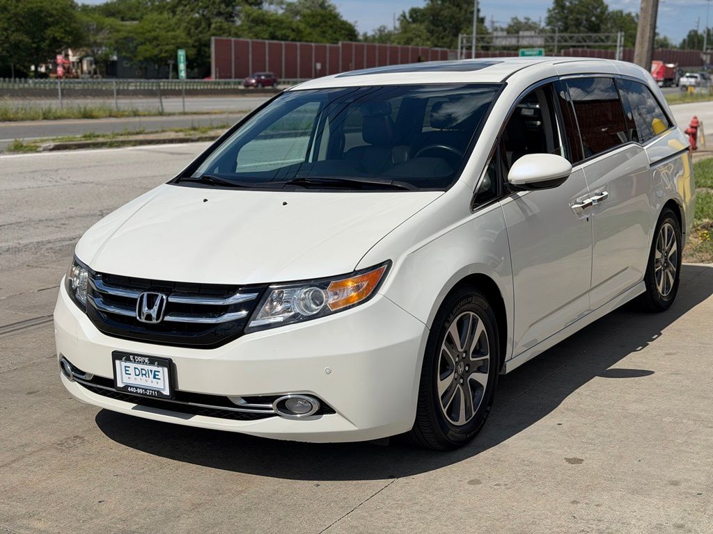 2017 Honda Odyssey Touring - Main Image