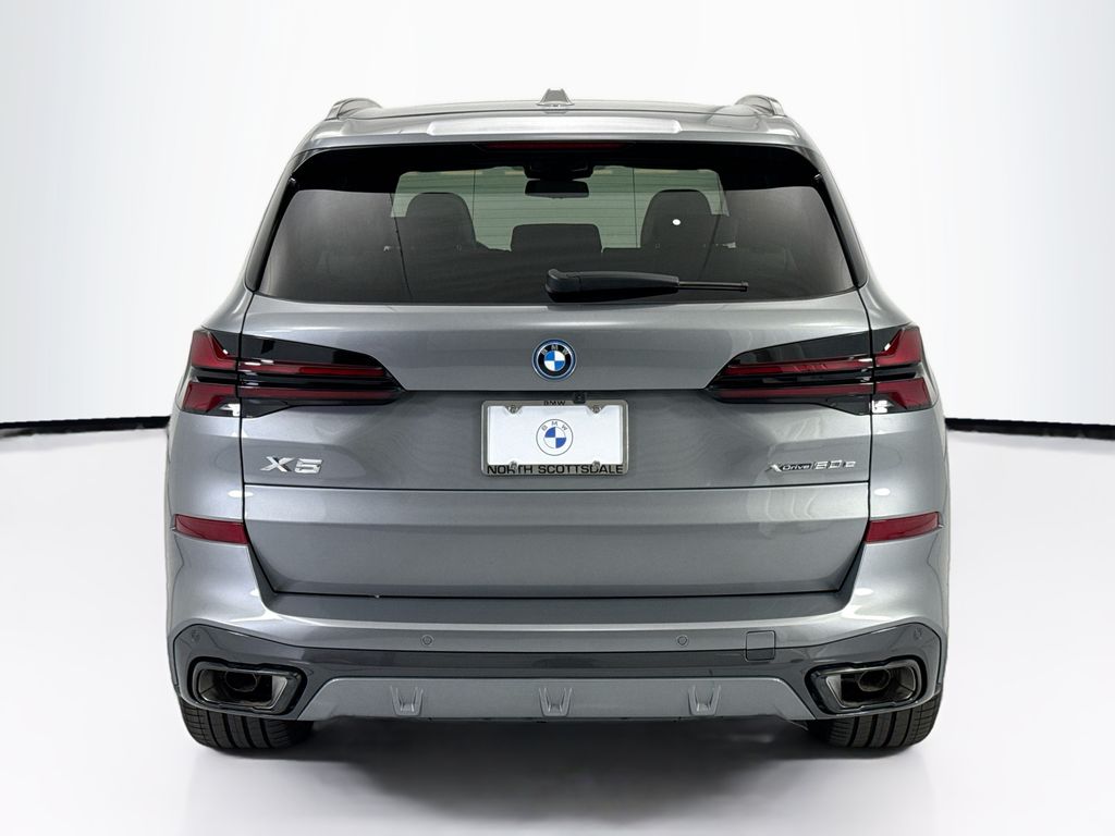 Thumbnail: 2026 BMW X5 - 6