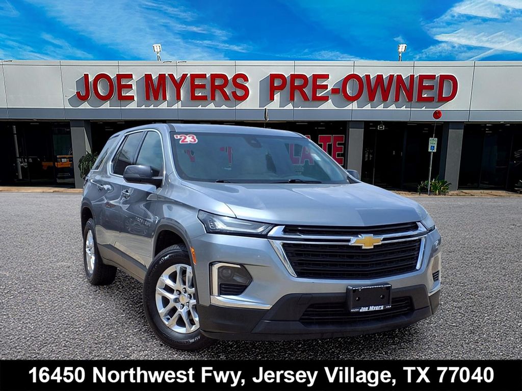 2023 Chevrolet Traverse LS - 0