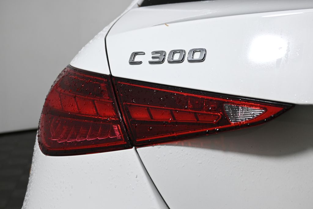 Thumbnail: 2023 Mercedes-Benz C-Class - 12