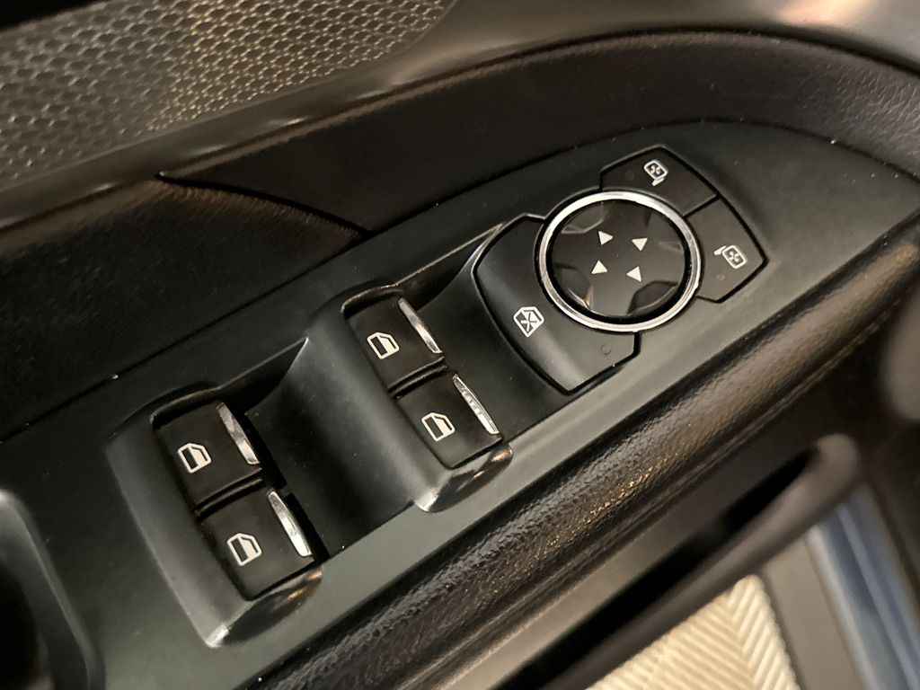 Certified Used 2018 Blue Ford XLT image 16