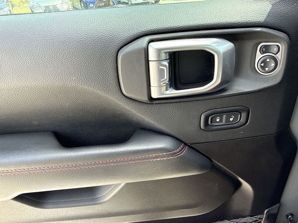 Thumbnail: 2022 Jeep Gladiator - 28