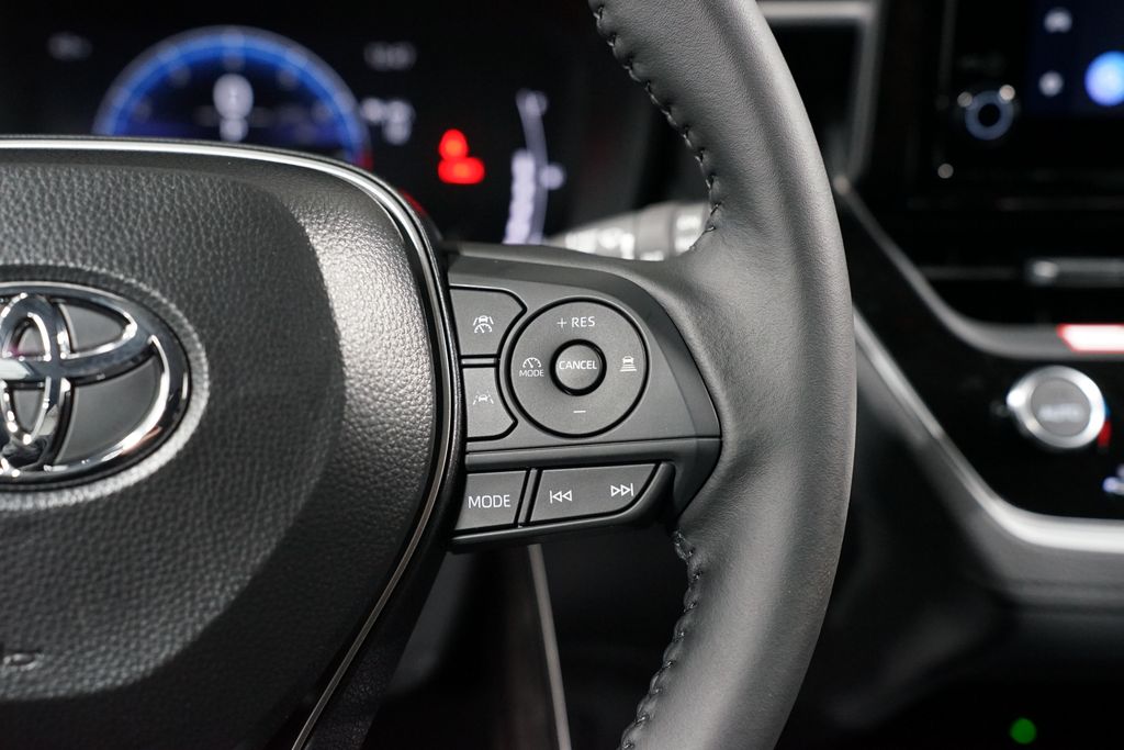 Thumbnail: 2026 Toyota Corolla Cross - 13