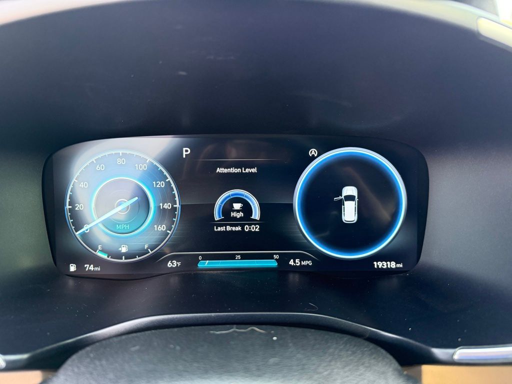 Thumbnail: 2023 Hyundai Santa Fe - 16