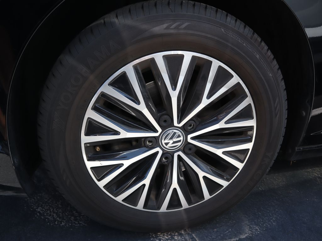 2019 Volkswagen Jetta SE 15