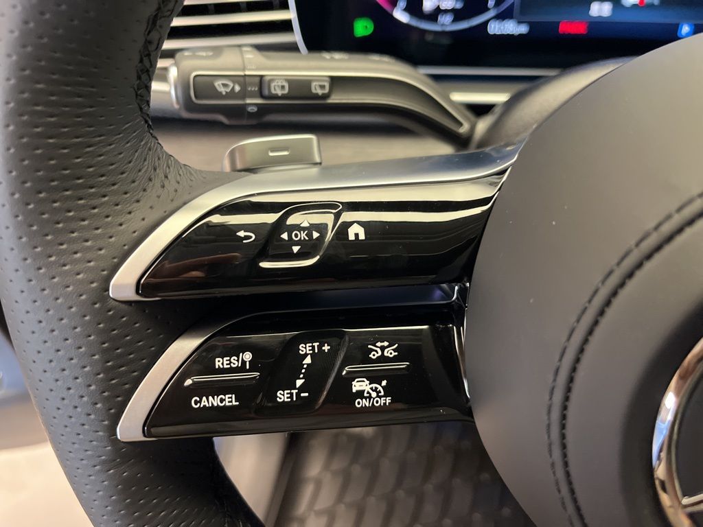 Thumbnail: 2026 Mercedes-Benz GLS - 14