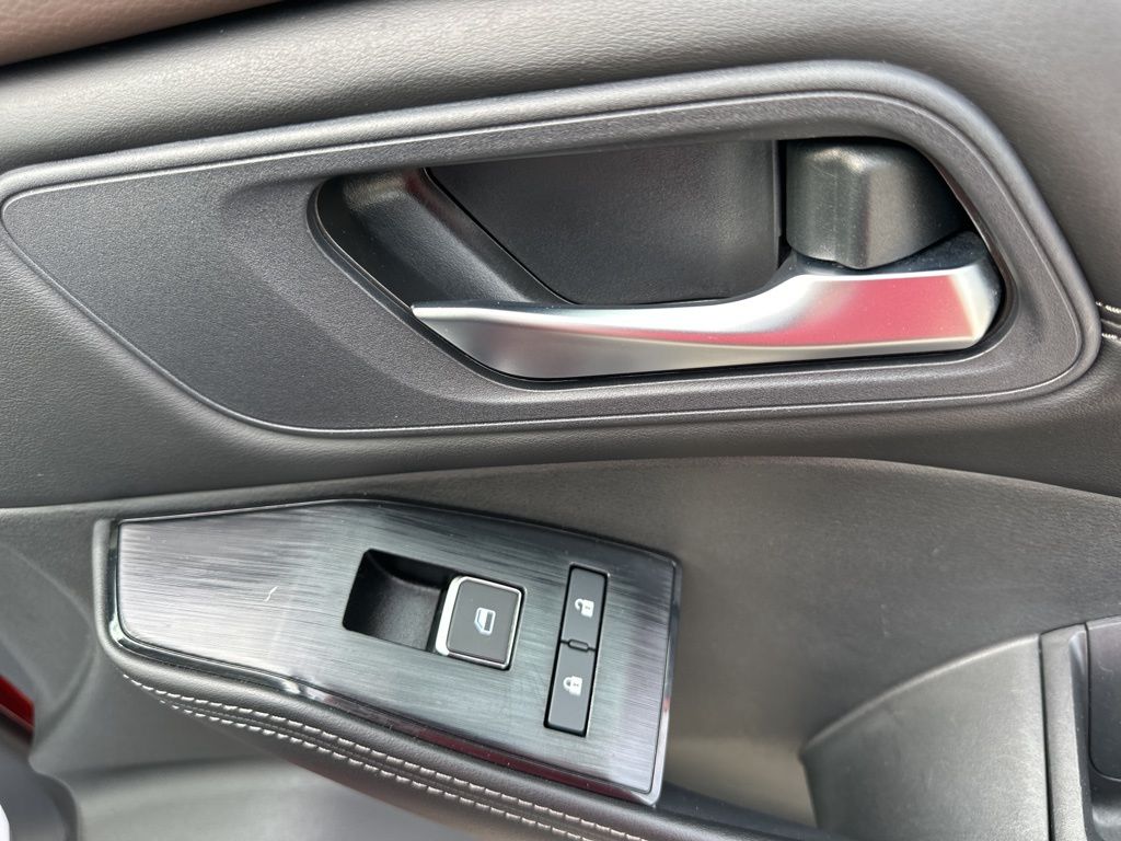 2023 Scarlet Ember Tintcoat Nissan Rogue SL AWD SUV