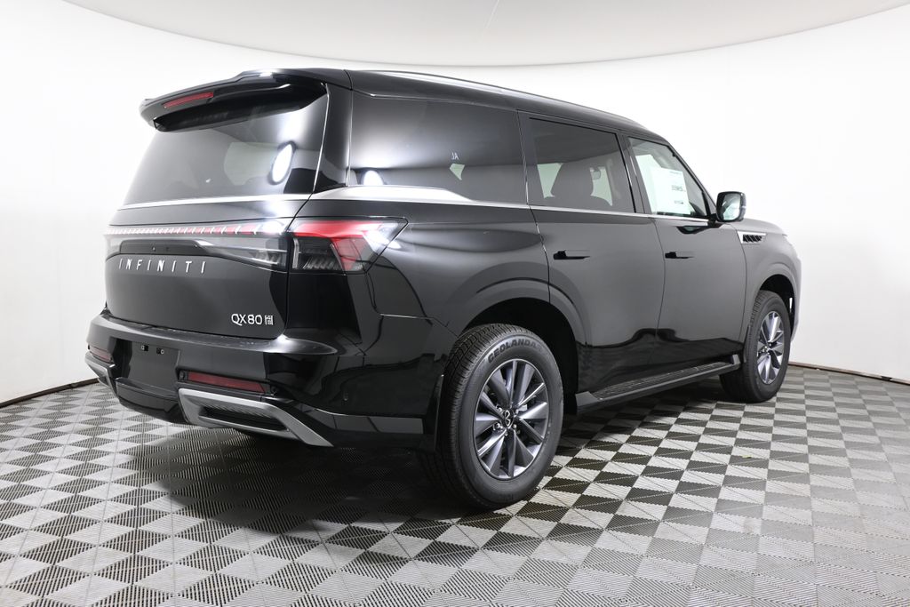 Thumbnail: 2027 INFINITI QX80 - 7