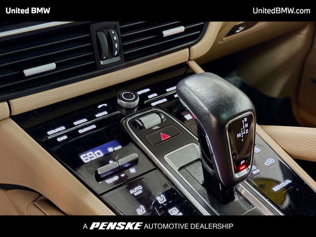 Thumbnail: 2023 Porsche Cayenne - 11