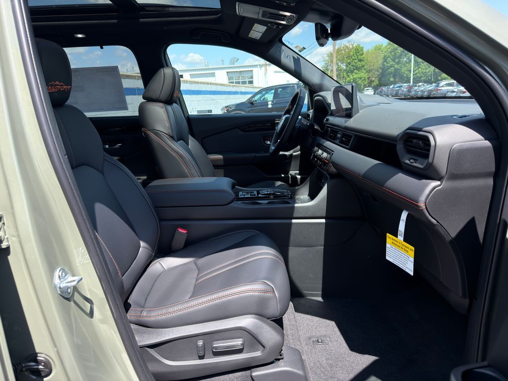 Thumbnail: 2026 Honda Pilot - 26