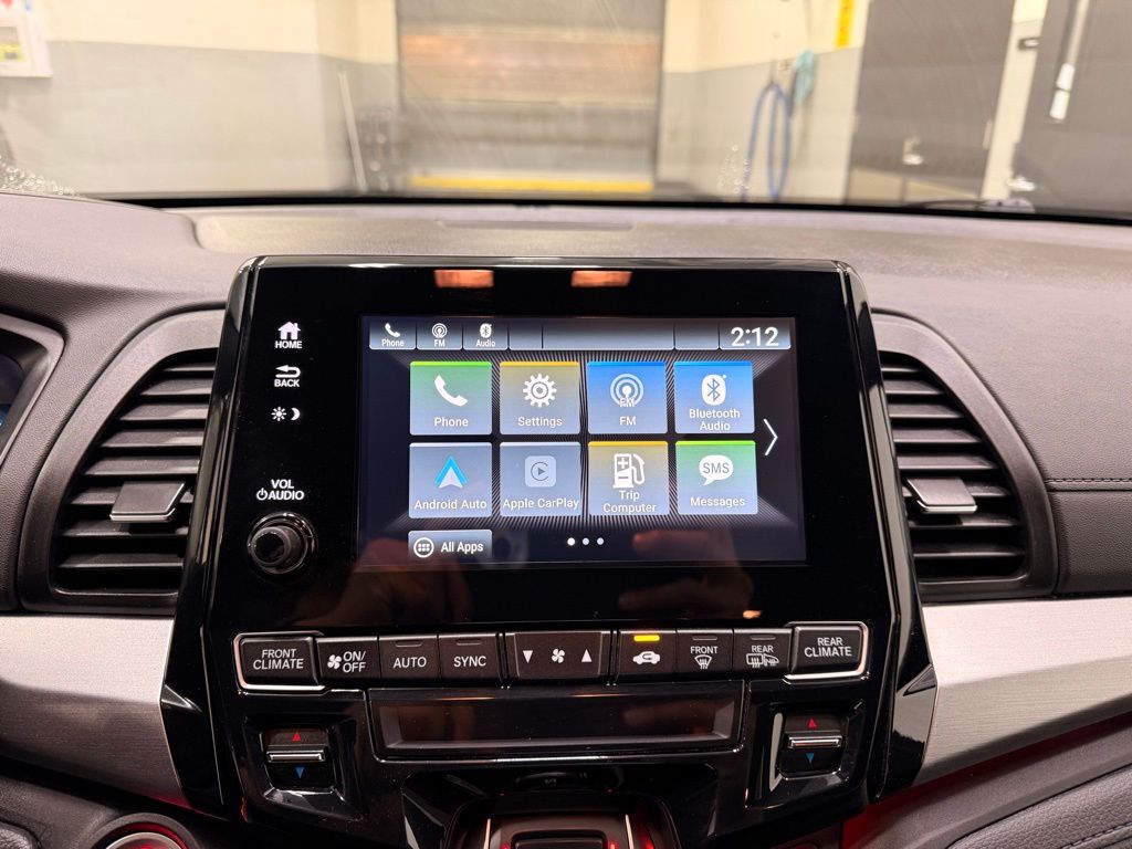 Thumbnail: 2023 Honda Odyssey - 16