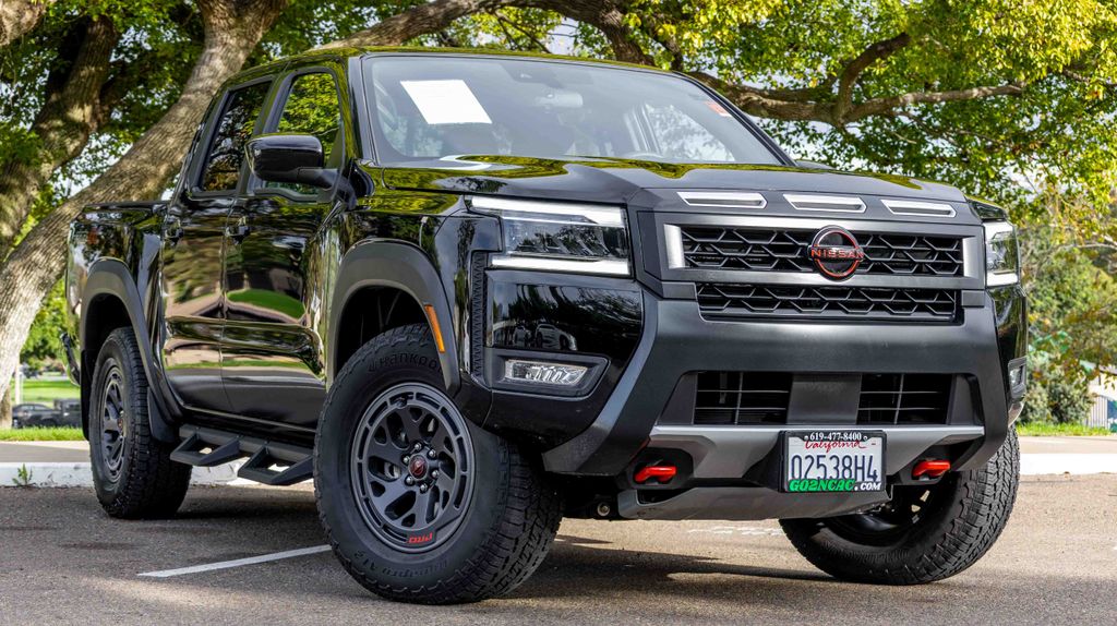 Used 2025 Nissan Frontier PRO-4X 4D Crew Cab