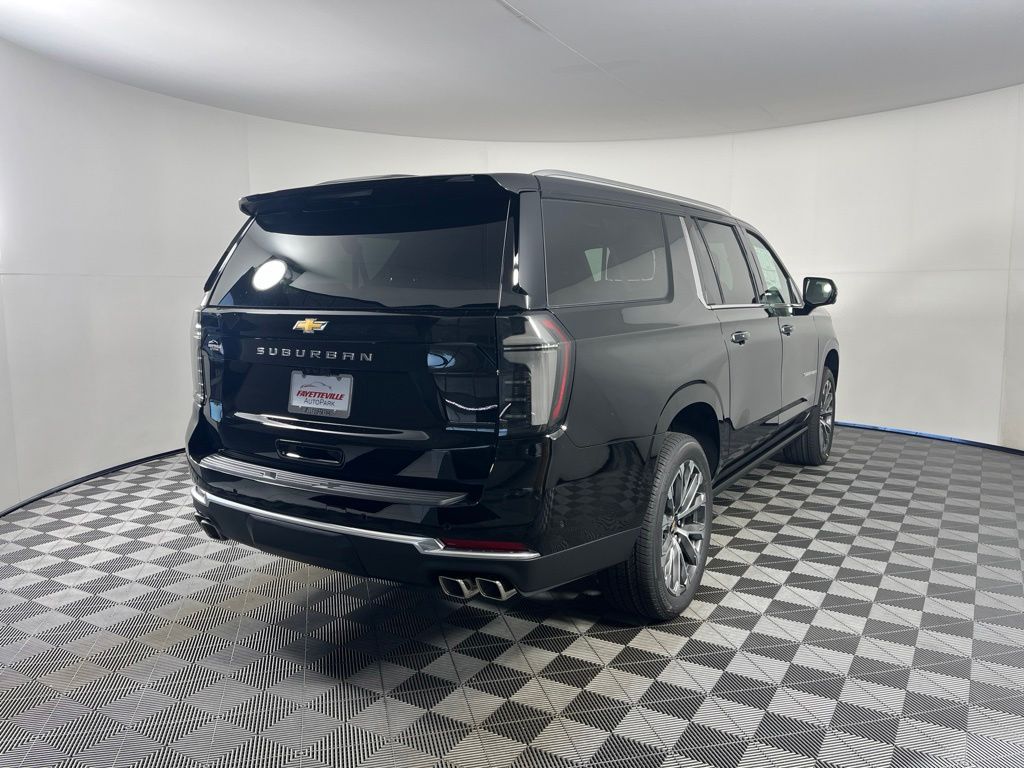 Thumbnail: 2026 Chevrolet Suburban - 5