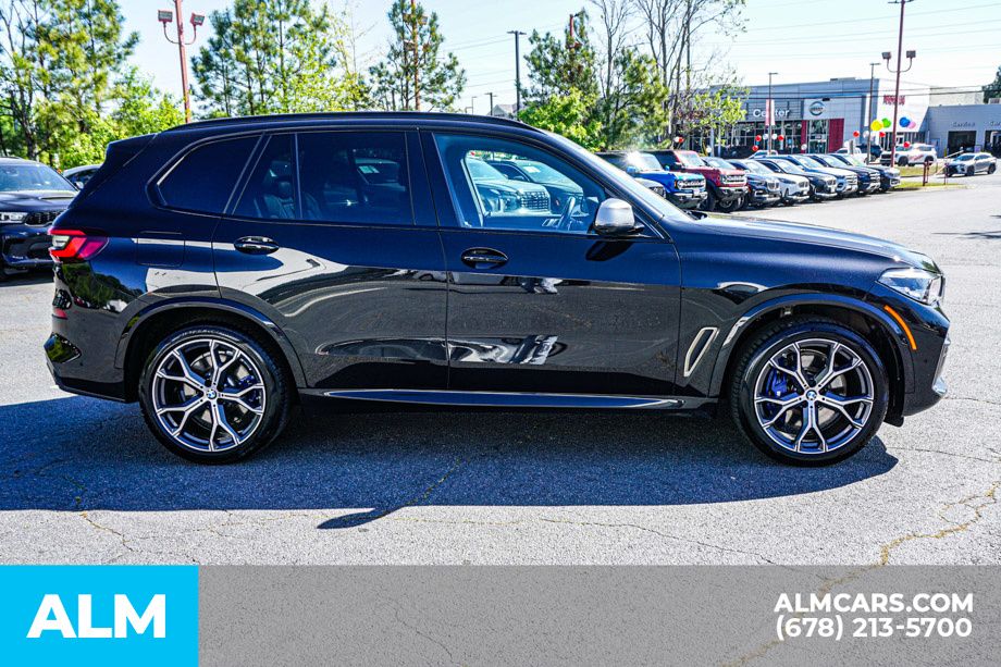 Used 2023 Black BMW M50i image 9