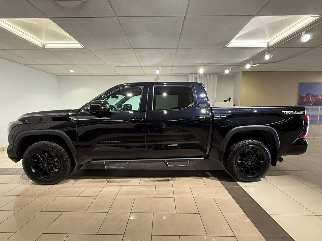 Thumbnail: 2025 Toyota Tundra - 2