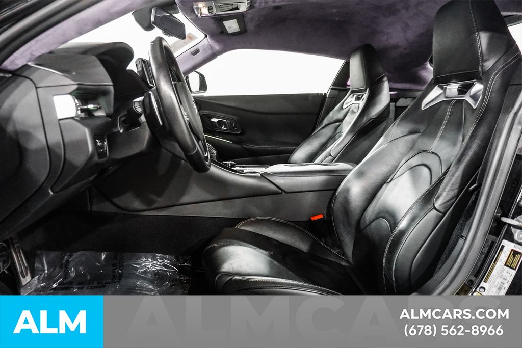 Used 2020 Black Toyota 3.0 image 11