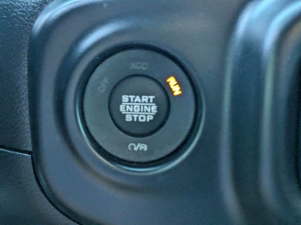 Used 2022 Jeep Wrangler SUV