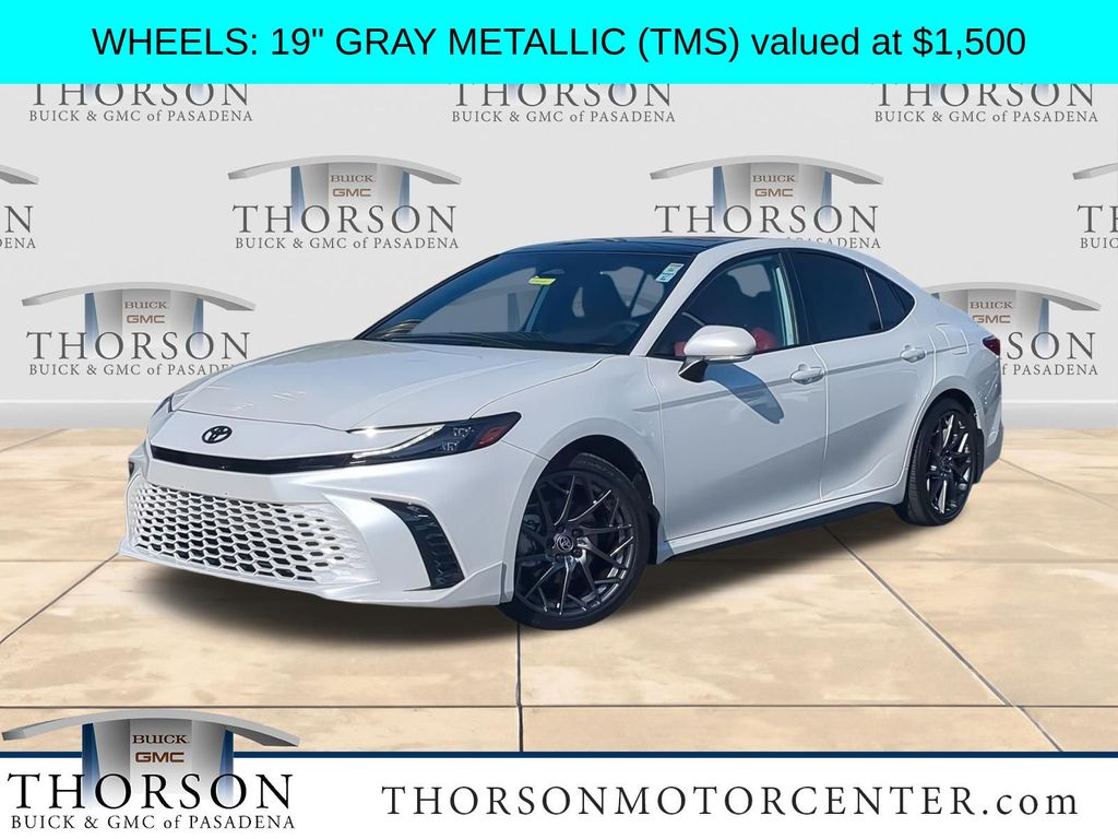 Wind Chill Pearl/Midnight Black Metallic 2025 Toyota Camry XSE FWD Sedan Front-Wheel Drive Continuously Variable Transmission