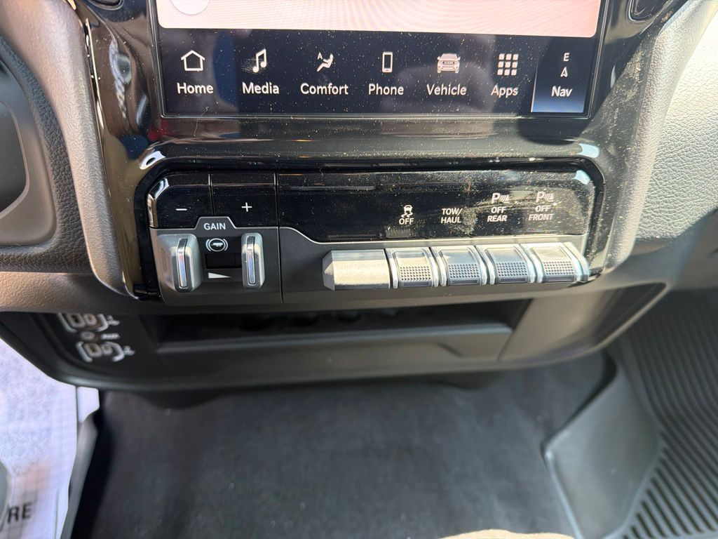 Ram250017