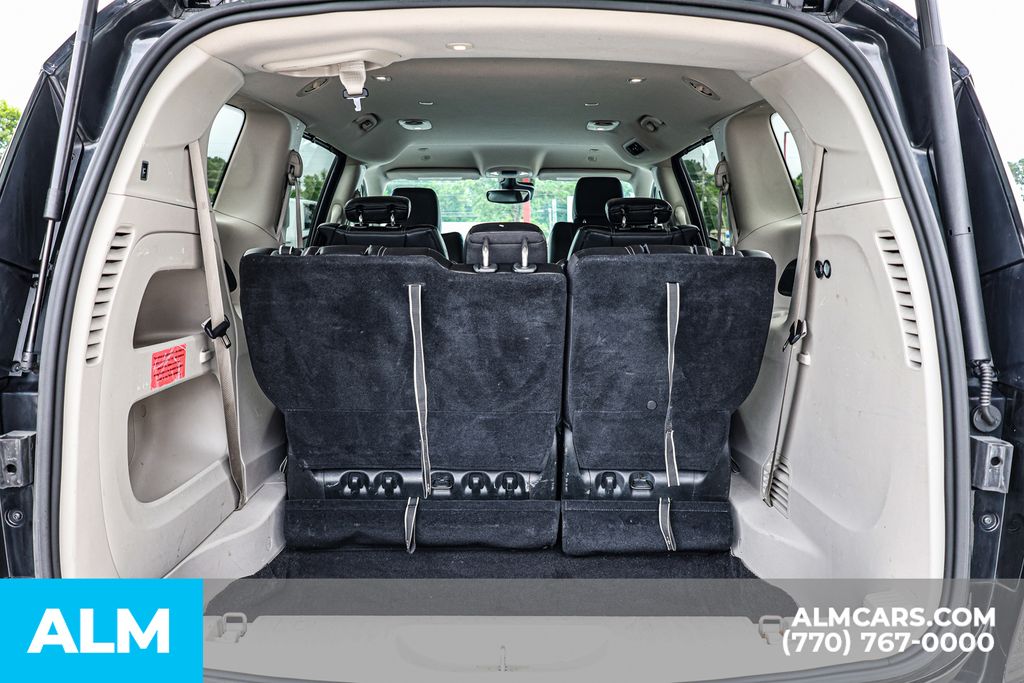 Used 2023 Black Chrysler Touring L image 24